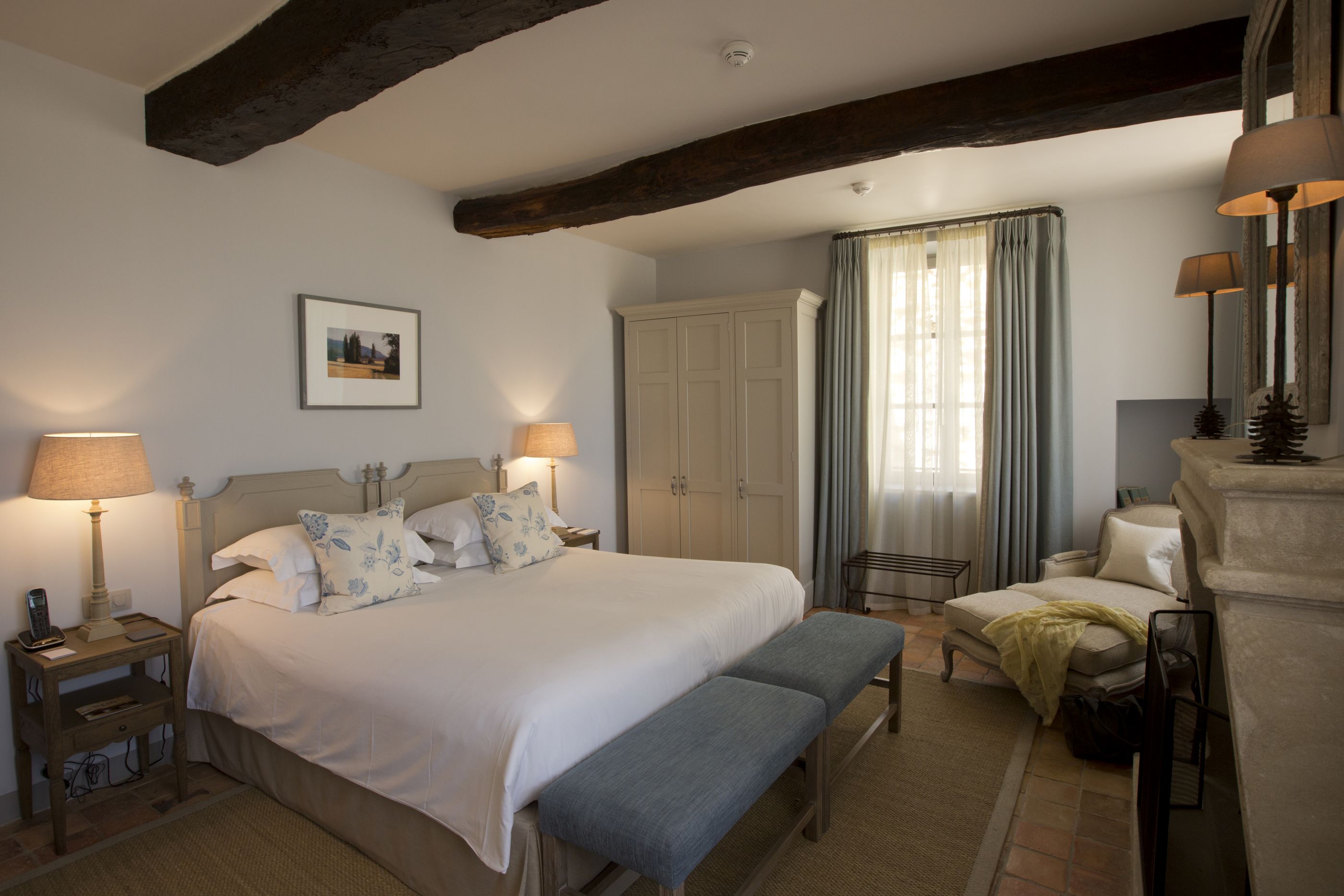 Double bedroom in Hotel Crillon le Brave, France