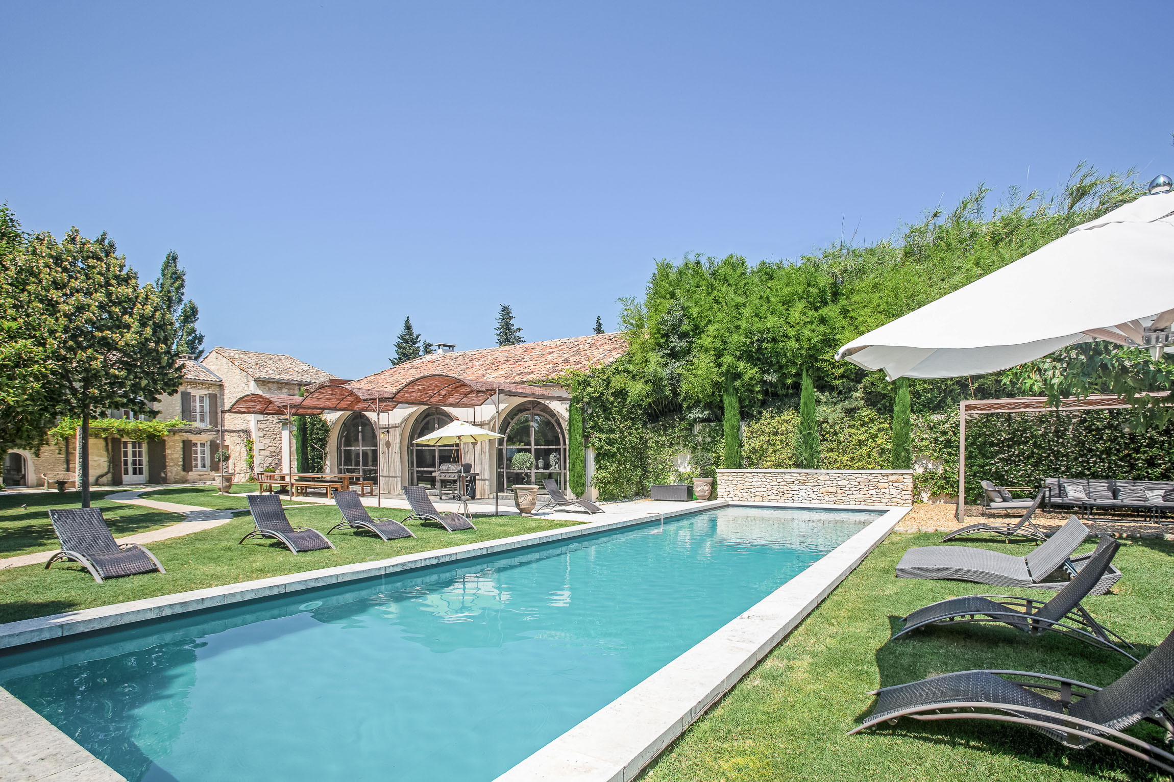 Mas Peyre, luxury villa in Provence - swimming pool