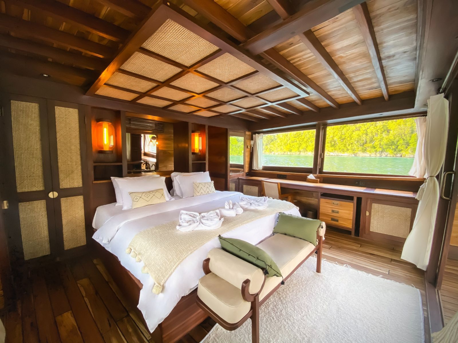 Guest bedroom onboard the Senja phinisi in Indonesia
