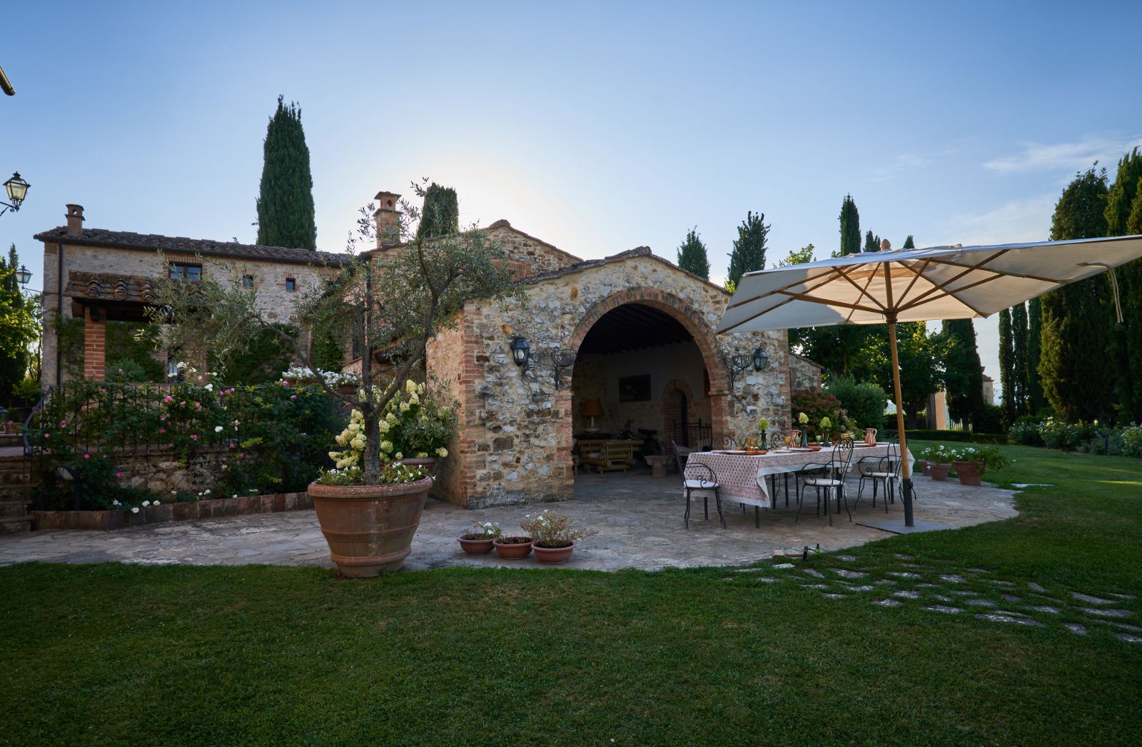 Outdoor Dining Area at Villa Isabella in Tuscany