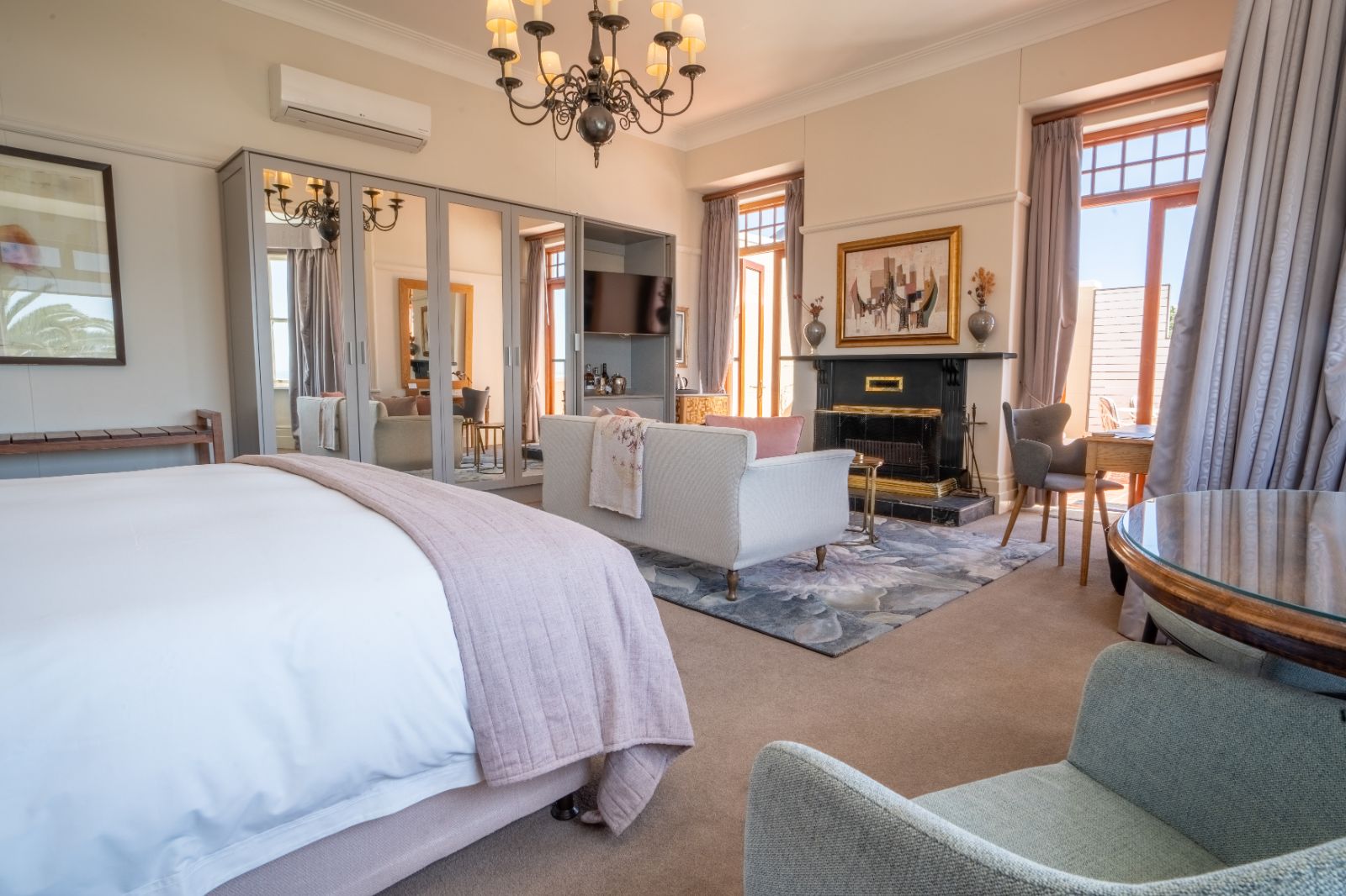 Deluxe House Room with views over the ocean at luxury hotel Ellerman House in Cape Town