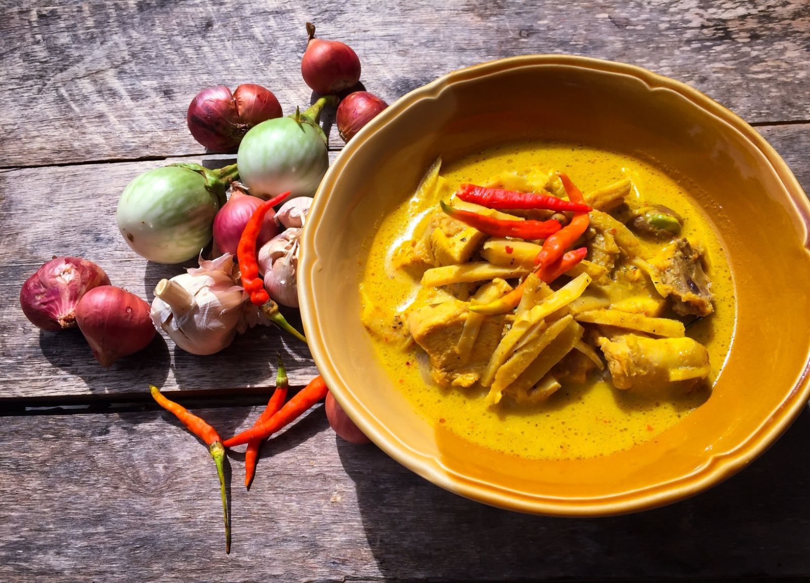 A thai chicken curry
