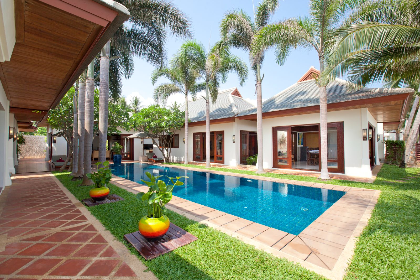 Pool and gardens at villa Gardenia on Koh Samui in Thailand